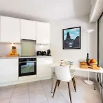 2p Rez-de-jardin Avec Piscine - Calme, Parking Prive - 2p Rez-de-jardin Avec Piscine - Calme, Parking Prive Mae-2133 Apartment Cannes