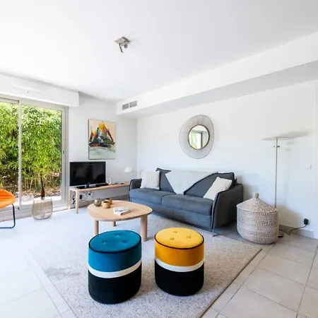 2p Rez-de-jardin Avec Piscine - Calme, Parking Prive - 2p Rez-de-jardin Avec Piscine - Calme, Parking Prive Mae-2133 Cannes