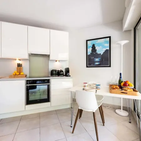 2p Rez-de-jardin Avec Piscine - Calme, Parking Prive - 2p Rez-de-jardin Avec Piscine - Calme, Parking Prive Mae-2133 דירה קאן