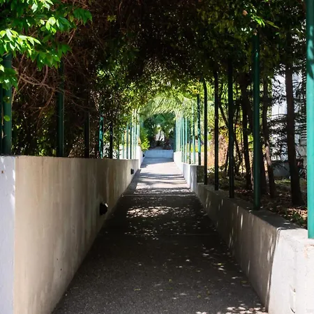 דירה 2p Rez-de-jardin Avec Piscine - Calme, Parking Prive - 2p Rez-de-jardin Avec Piscine - Calme, Parking Prive Mae-2133 *