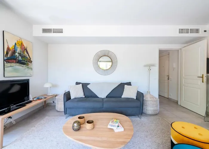 2p Rez-de-jardin Avec Piscine - Calme, Parking Prive - 2p Rez-de-jardin Avec Piscine - Calme, Parking Prive Mae-2133 Cannes