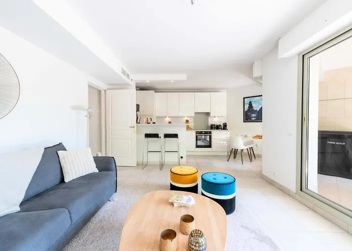 Apartament 2p Rez-de-jardin Avec Piscine - Calme, Parking Prive - 2p Rez-de-jardin Avec Piscine - Calme, Parking Prive Mae-2133