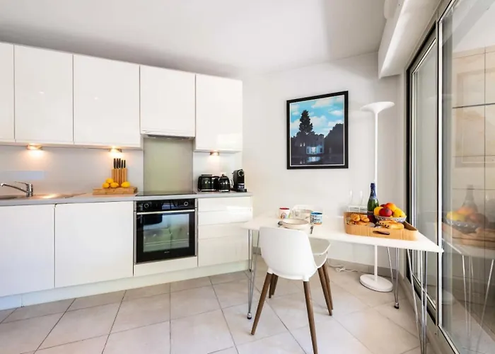 2p Rez-de-jardin Avec Piscine - Calme, Parking Prive - 2p Rez-de-jardin Avec Piscine - Calme, Parking Prive Mae-2133 Apartament Cannes