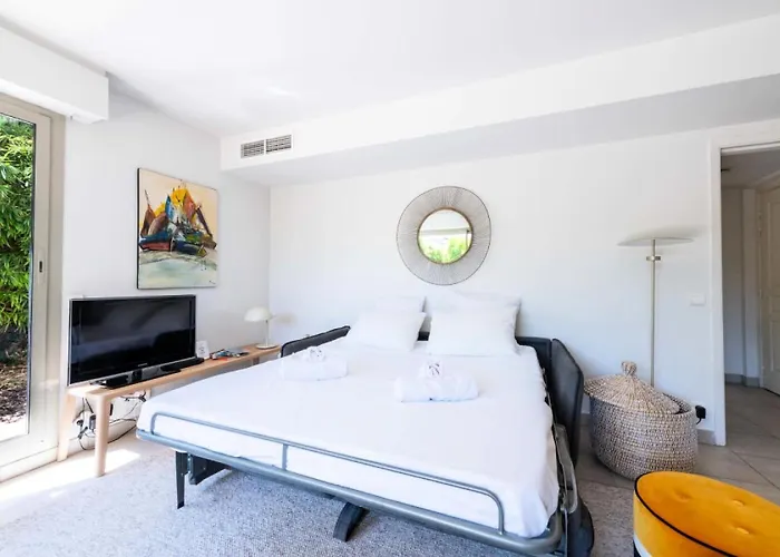 Apartament 2p Rez-de-jardin Avec Piscine - Calme, Parking Prive - 2p Rez-de-jardin Avec Piscine - Calme, Parking Prive Mae-2133